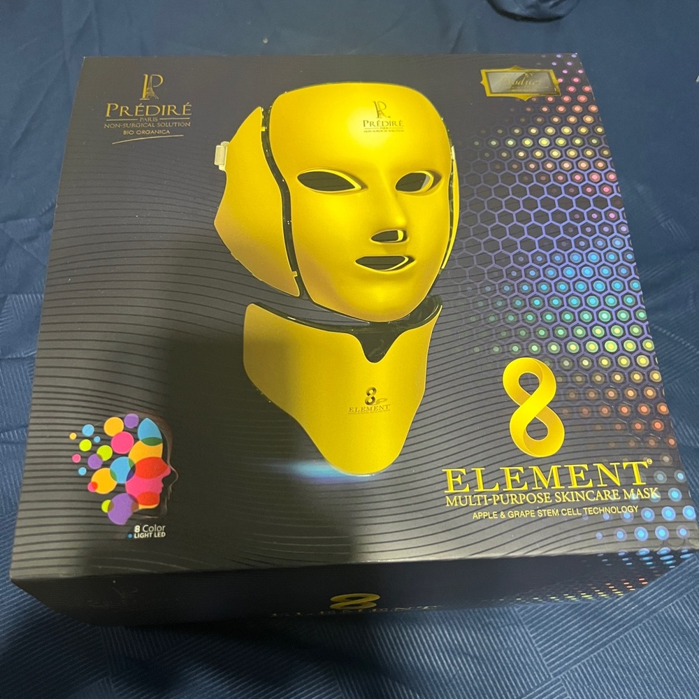 Gold LED Face Mask - Picture 6 of 8